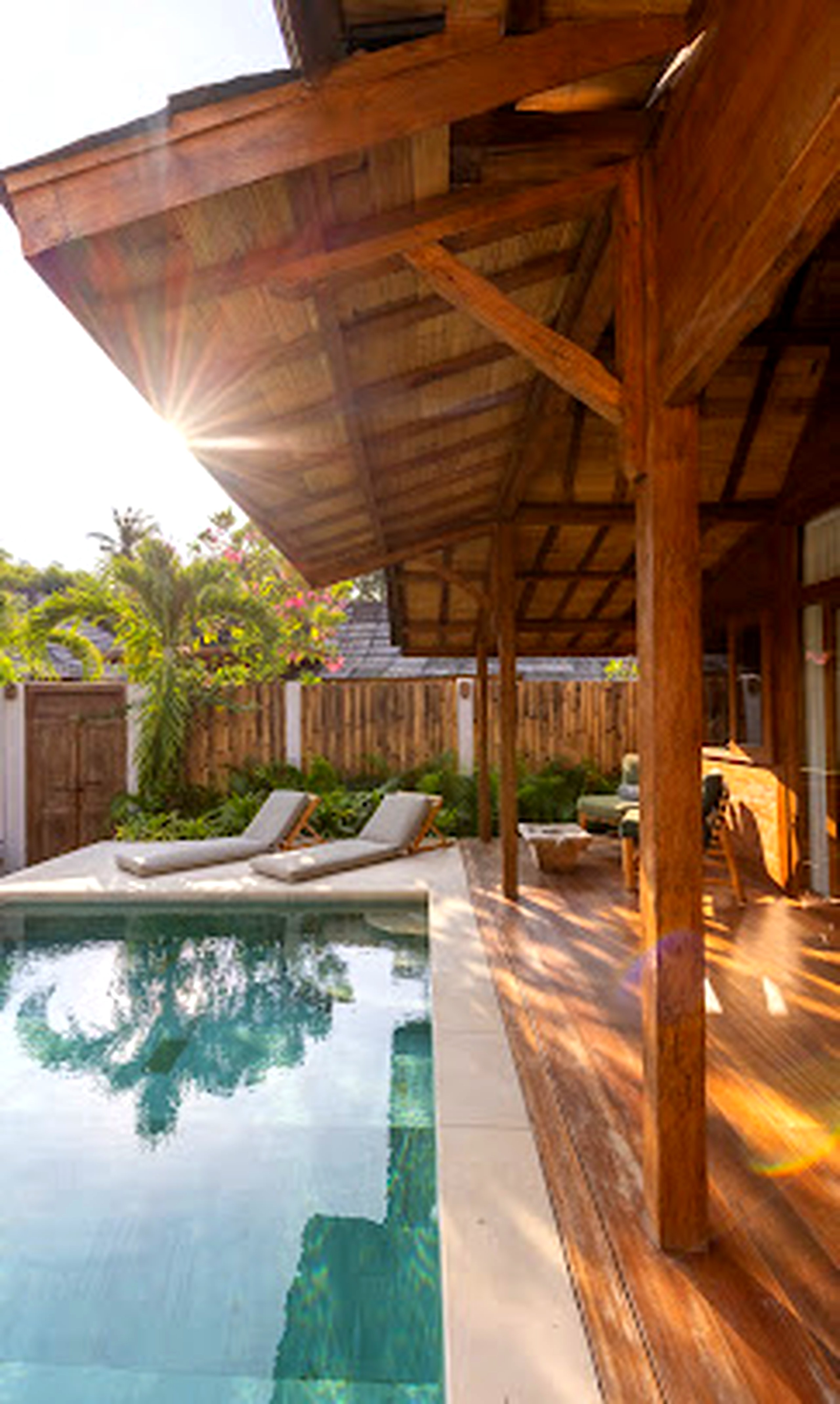 Kalyana Villa timber deck and pool